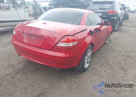 2008 Mercedes-Benz Slk из США, поврежденный, VIN WDBWK54FX8F174701